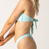 Patchs Bikini Bottom - Sky