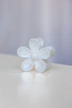 Daisy Hair Claw Clip White