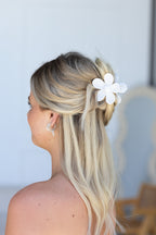 Daisy Hair Claw Clip White
