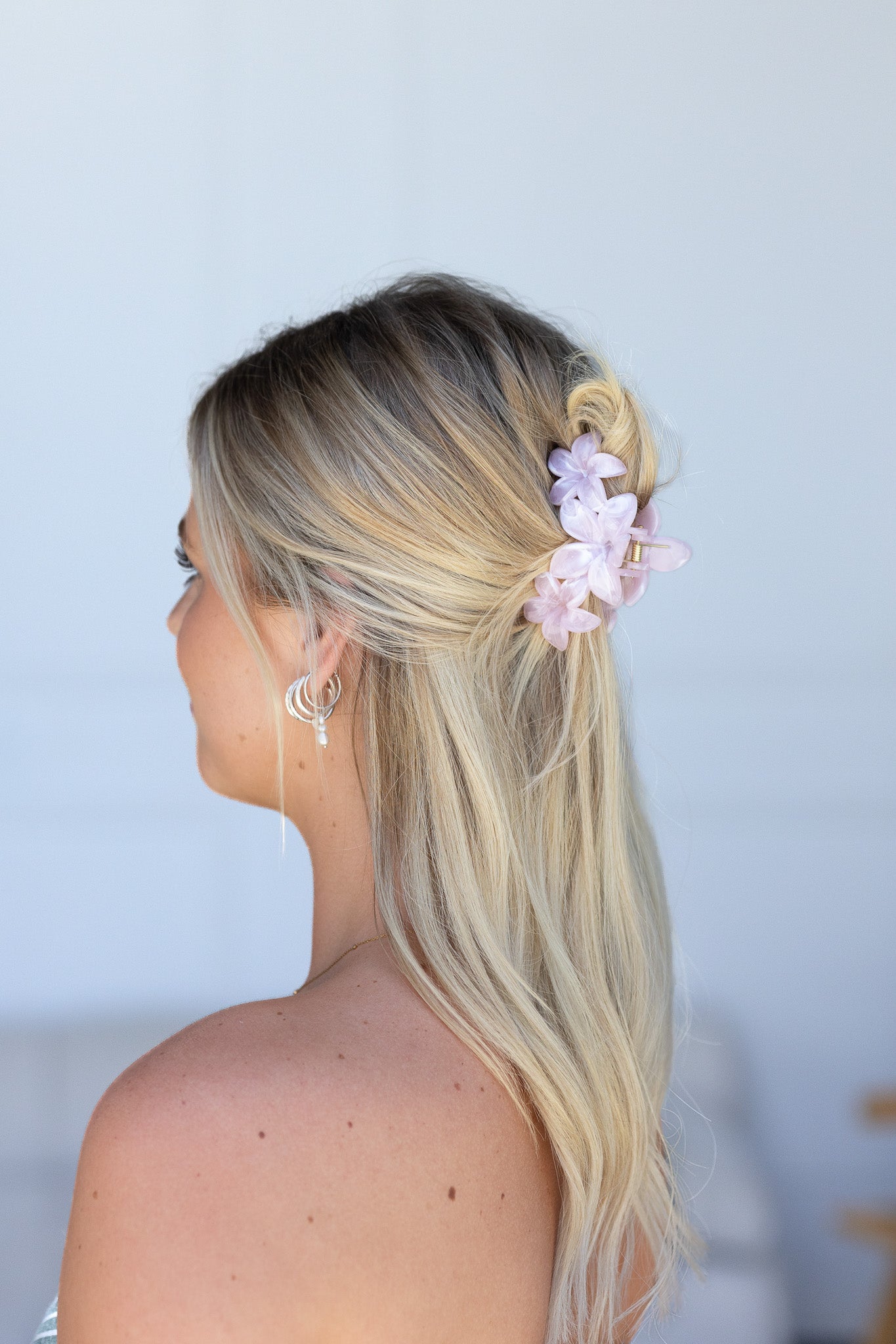 Frangpani Bouquet Hair Claw Clip Light Pink