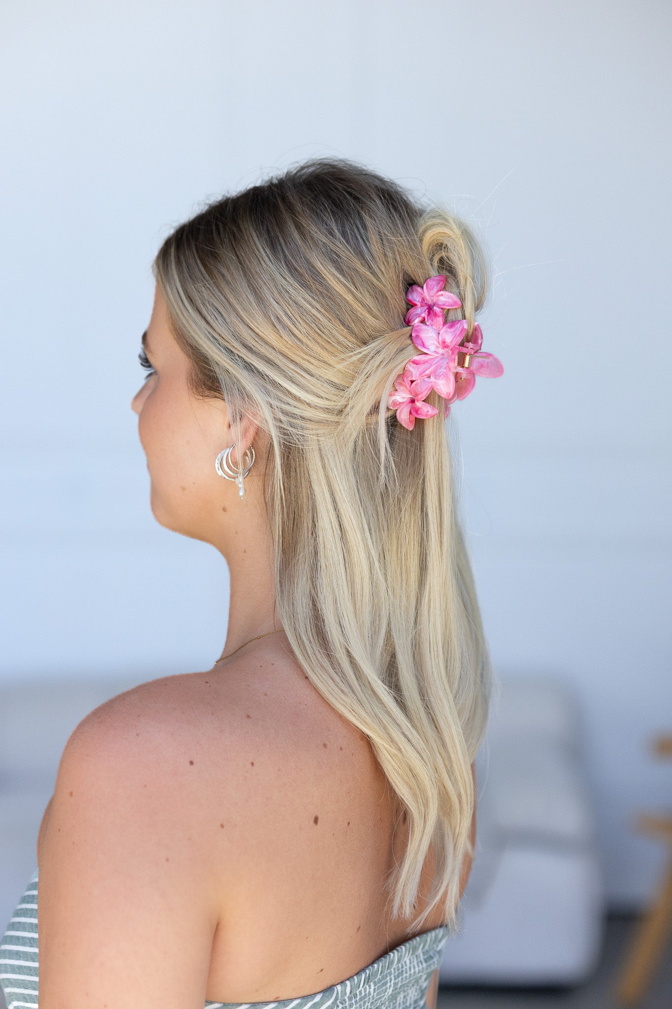 Frangpani Bouquet Hair Claw Clip Pink