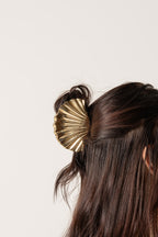 Pippi Metal Claw Hair Clip - Gold